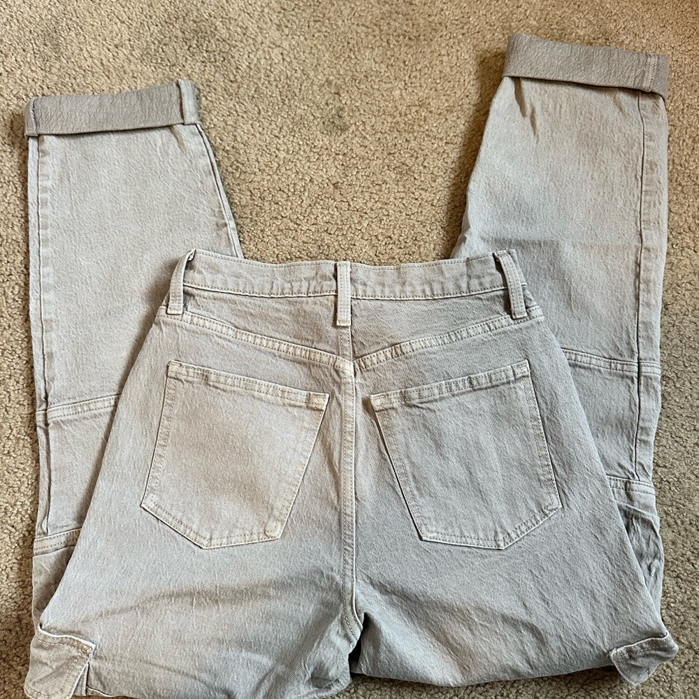 Universal Thread Women's Beige Jeans - image 3